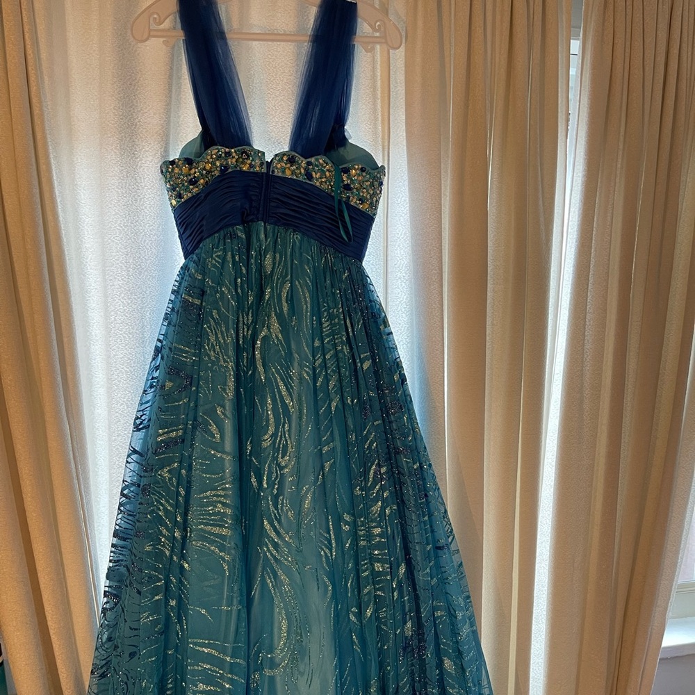 Teal Blue Prom/Homecoming/Pageant Dress - Picture 6 of 11